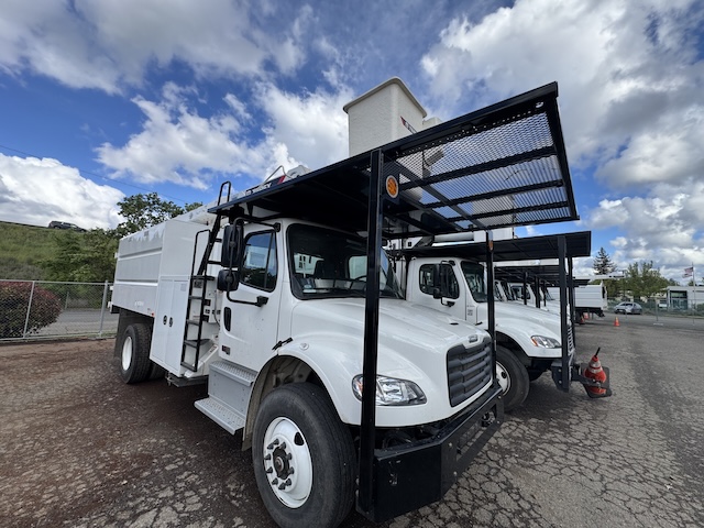 2025 & 2026 Freightliner Bucket Trucks Stk # 8200