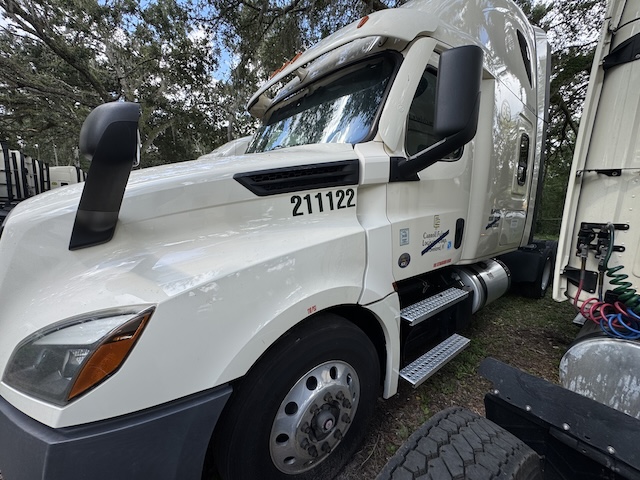 2021 Freightliner Cascadia - 14 available Stk# 8091